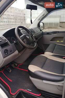 Мінівен Volkswagen Transporter 2009 в Броварах