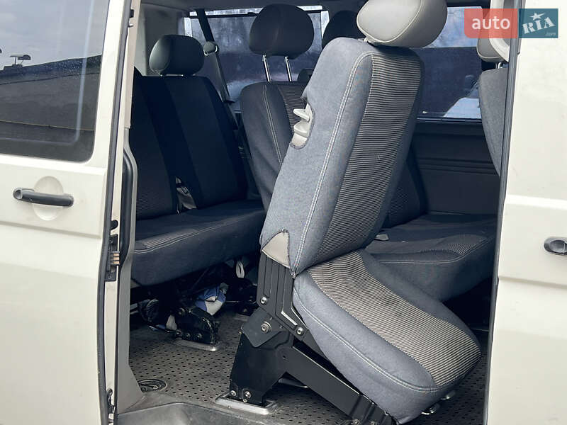 Мінівен Volkswagen Transporter 2004 в Одесі