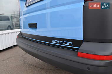 Грузовой фургон Volkswagen Transporter 2021 в 