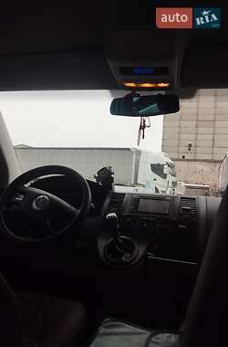 Минивэн Volkswagen Transporter 2006 в 