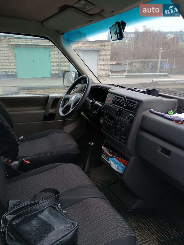 Минивэн Volkswagen Transporter 2002 в Днепре