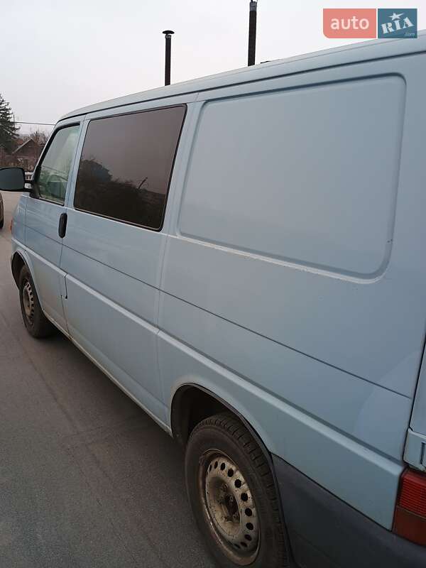 Минивэн Volkswagen Transporter 2002 в Днепре