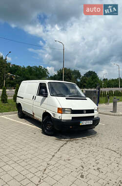 Грузовой фургон Volkswagen Transporter 1997 в Дрогобыче