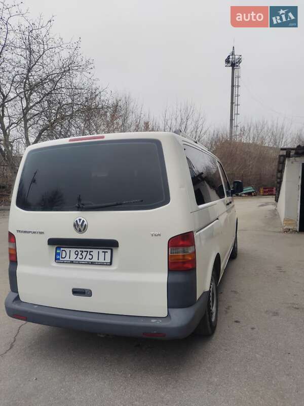 Минивэн Volkswagen Transporter 2006 в Киеве