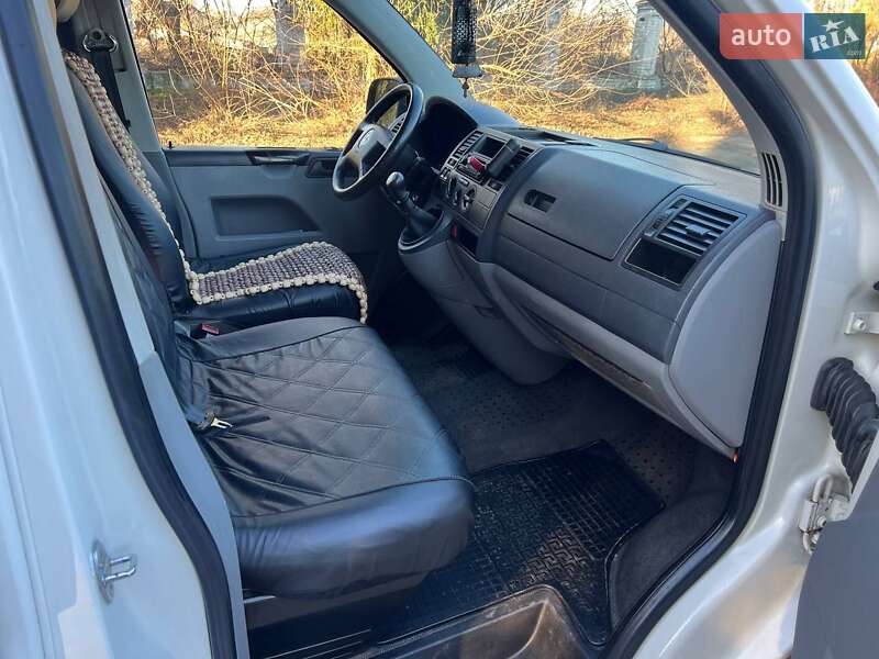 Минивэн Volkswagen Transporter 2006 в Киеве