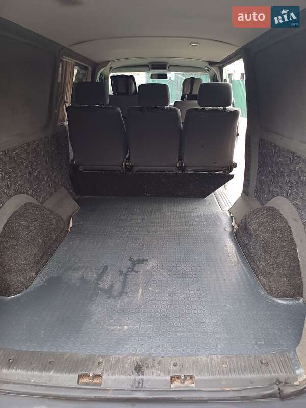 Минивэн Volkswagen Transporter 2004 в Звягеле