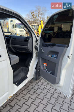 Грузовой фургон Volkswagen Transporter 2005 в 