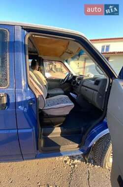 Минивэн Volkswagen Transporter 2001 в 