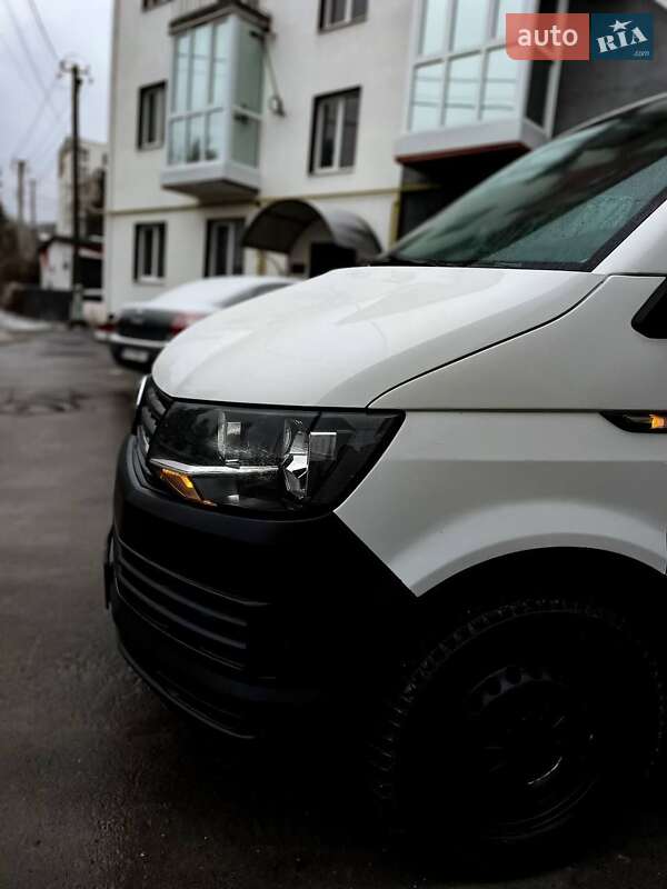 Минивэн Volkswagen Transporter 2016 в Дубно