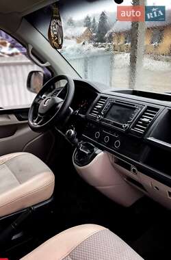 Мінівен Volkswagen Transporter 2016 в 