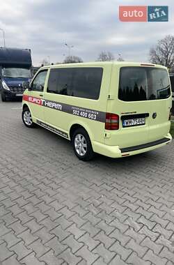 Мінівен Volkswagen Transporter 2005 в Яворові