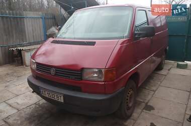 Грузовой фургон Volkswagen Transporter 2003 в Будах