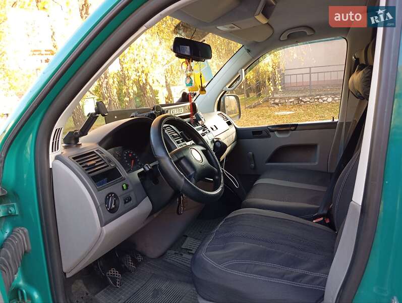 Микроавтобус Volkswagen Transporter 2005 в Полтаве