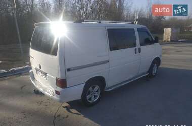 Минивэн Volkswagen Transporter 2000 в 