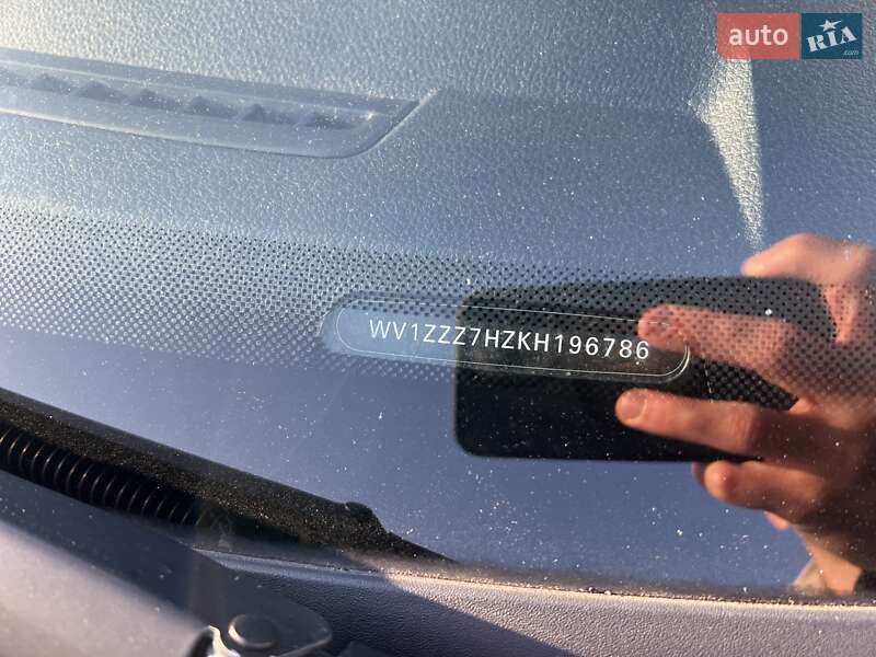 Грузовой фургон Volkswagen Transporter 2019 в Ивано-Франковске