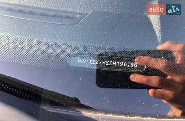 Грузовой фургон Volkswagen Transporter 2019 в 