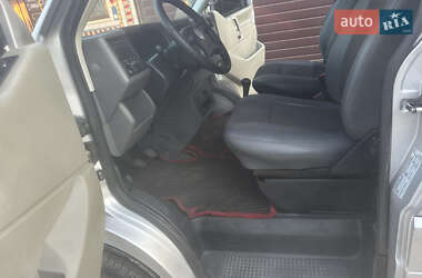 Минивэн Volkswagen Transporter 2003 в 