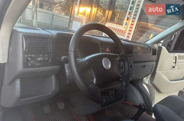 Минивэн Volkswagen Transporter 2003 в 