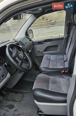 Минивэн Volkswagen Transporter 2005 в 
