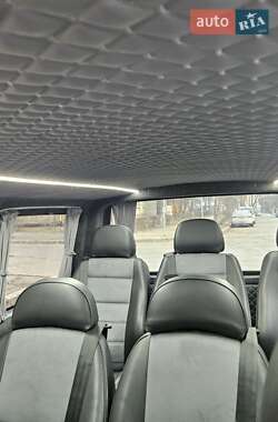 Минивэн Volkswagen Transporter 2005 в 