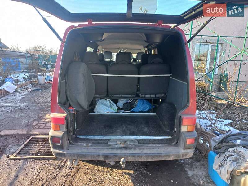 Минивэн Volkswagen Transporter 2003 в Доброполье