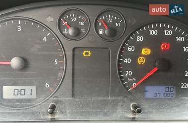 Минивэн Volkswagen Transporter 2006 в 