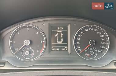 Минивэн Volkswagen Transporter 2011 в 