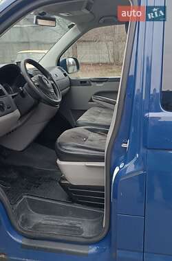 Минивэн Volkswagen Transporter 2011 в 