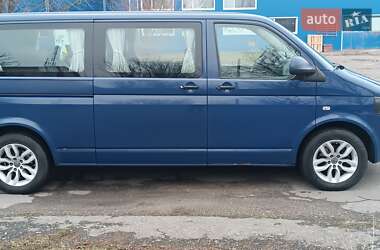 Минивэн Volkswagen Transporter 2011 в 