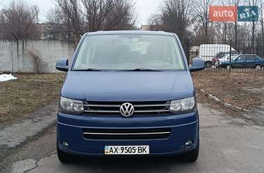 Минивэн Volkswagen Transporter 2011 в 