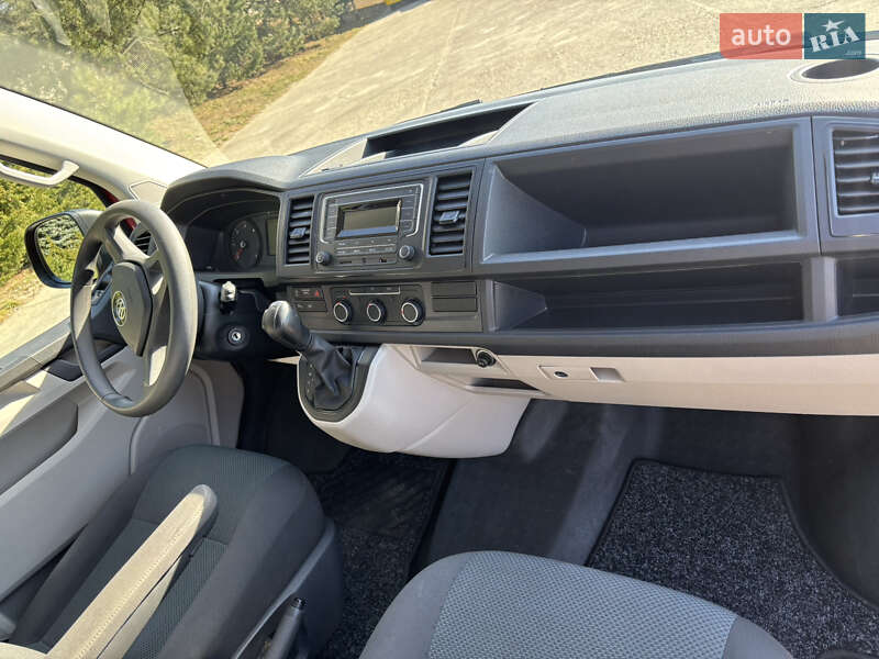 Грузовой фургон Volkswagen Transporter 2019 в Львове