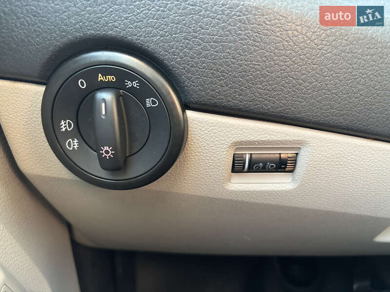 Грузовой фургон Volkswagen Transporter 2019 в Львове