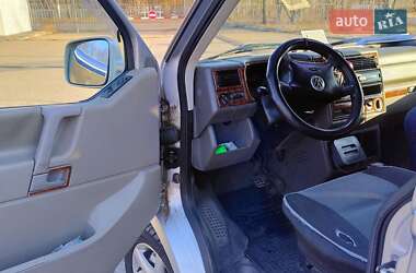 Минивэн Volkswagen Transporter 2002 в 