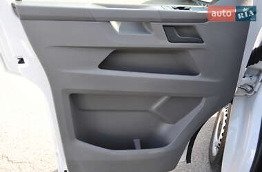 Грузовой фургон Volkswagen Transporter 2020 в 