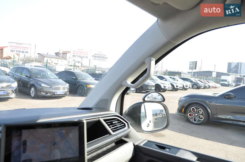Вантажний фургон Volkswagen Transporter 2020 в Києві