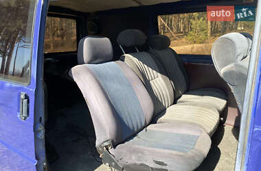 Мінівен Volkswagen Transporter 1992 в 