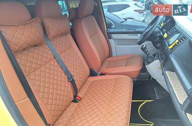 Минивэн Volkswagen Transporter 2016 в 