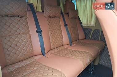 Минивэн Volkswagen Transporter 2016 в 