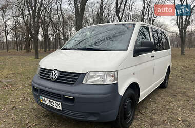 Минивэн Volkswagen Transporter 2009 в 
