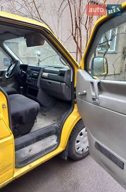 Минивэн Volkswagen Transporter 2001 в 