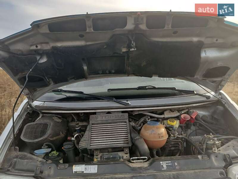 Минивэн Volkswagen Transporter 2001 в Харькове
