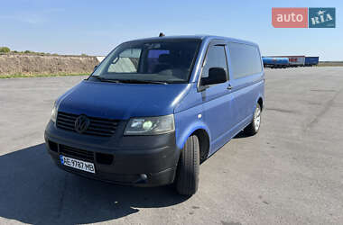 Мінівен Volkswagen Transporter 2004 в Дніпрі