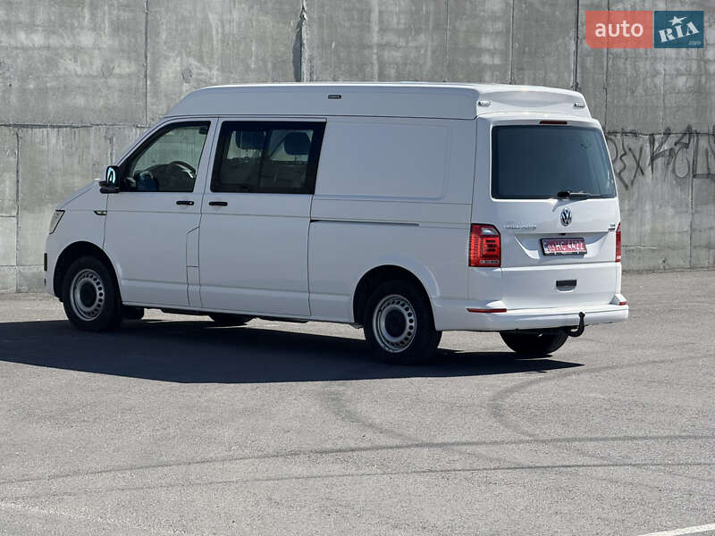 Грузовой фургон Volkswagen Transporter 2017 в Тячеве