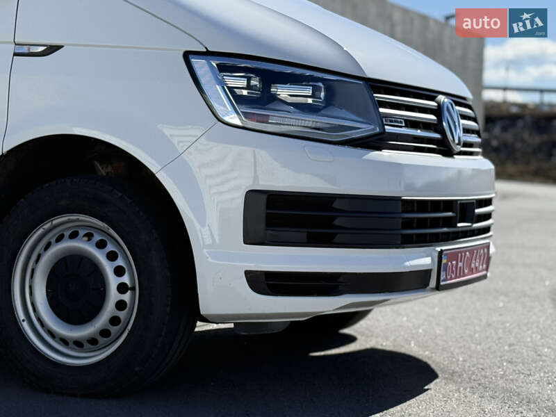 Грузовой фургон Volkswagen Transporter 2017 в Тячеве