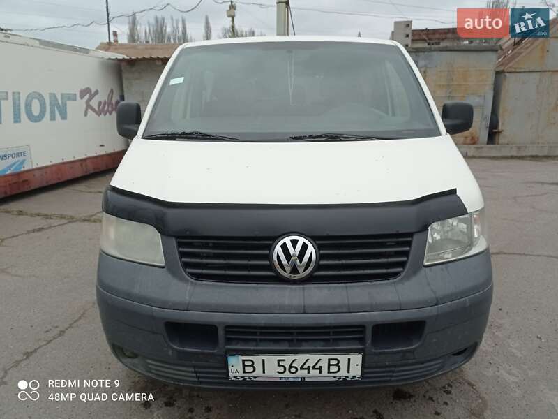 Мінівен Volkswagen Transporter 2006 в Запоріжжі