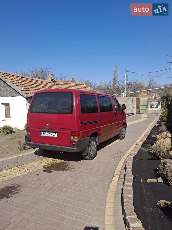 Минивэн Volkswagen Transporter 1999 в Николаеве