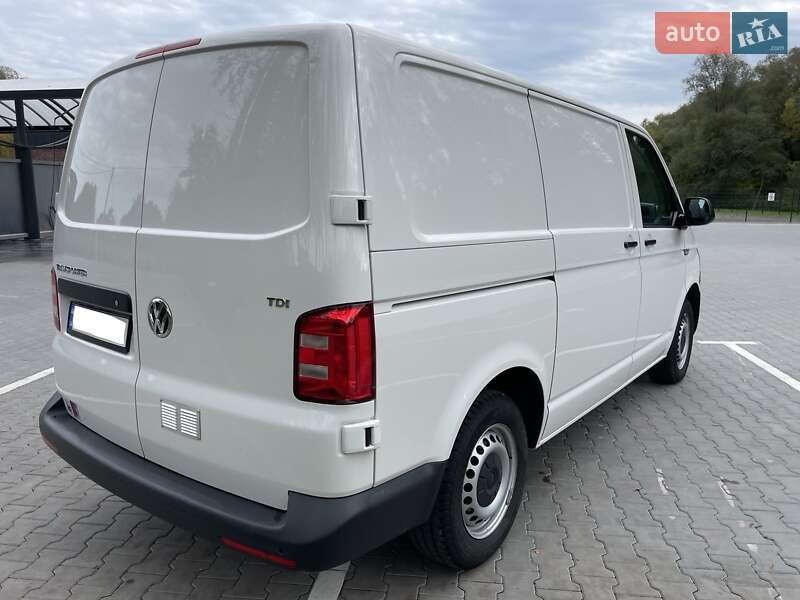 Грузовой фургон Volkswagen Transporter 2017 в Киеве