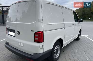 Грузовой фургон Volkswagen Transporter 2017 в 