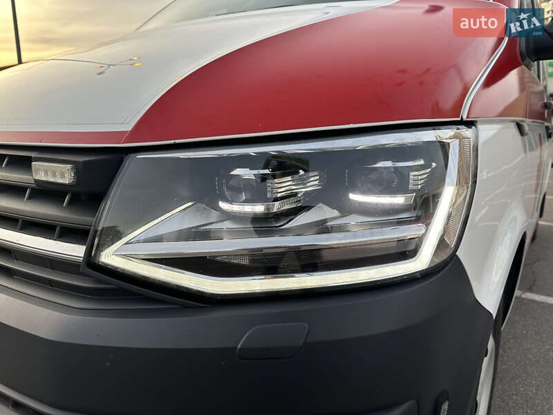 Автомобиль скорой помощи Volkswagen Transporter 2018 в Киеве