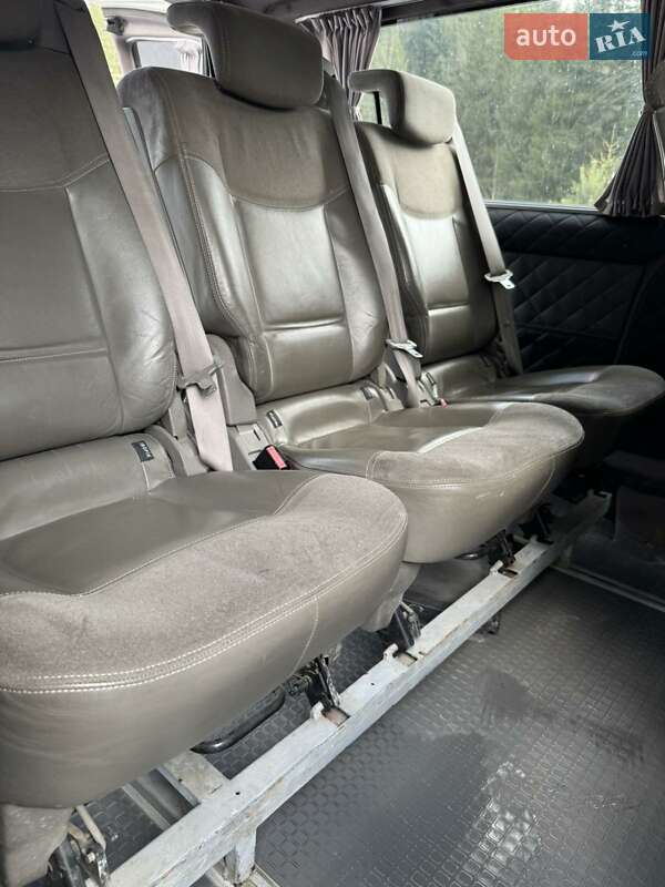 Минивэн Volkswagen Transporter 2008 в Яремче